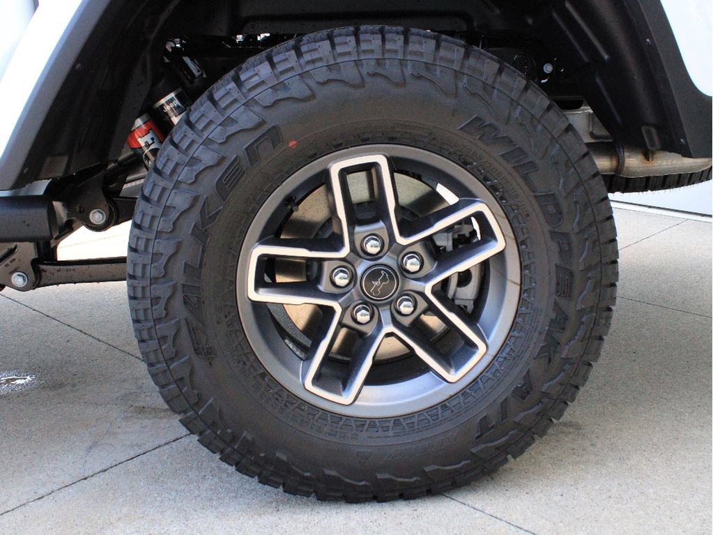 New 2026 Jeep Gladiator Mojave AWD/4WD image 38
