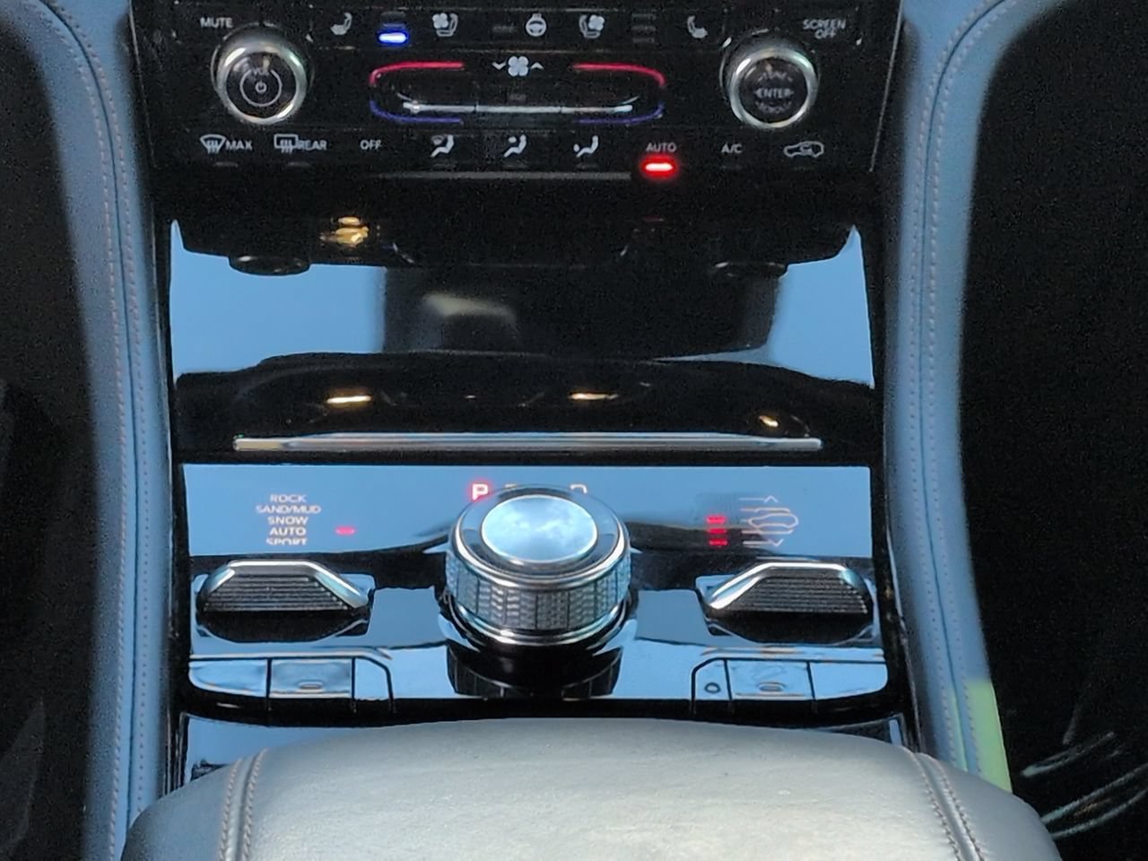 Used 2022 Jeep Grand Cherokee L Summit AWD/4WD image 19