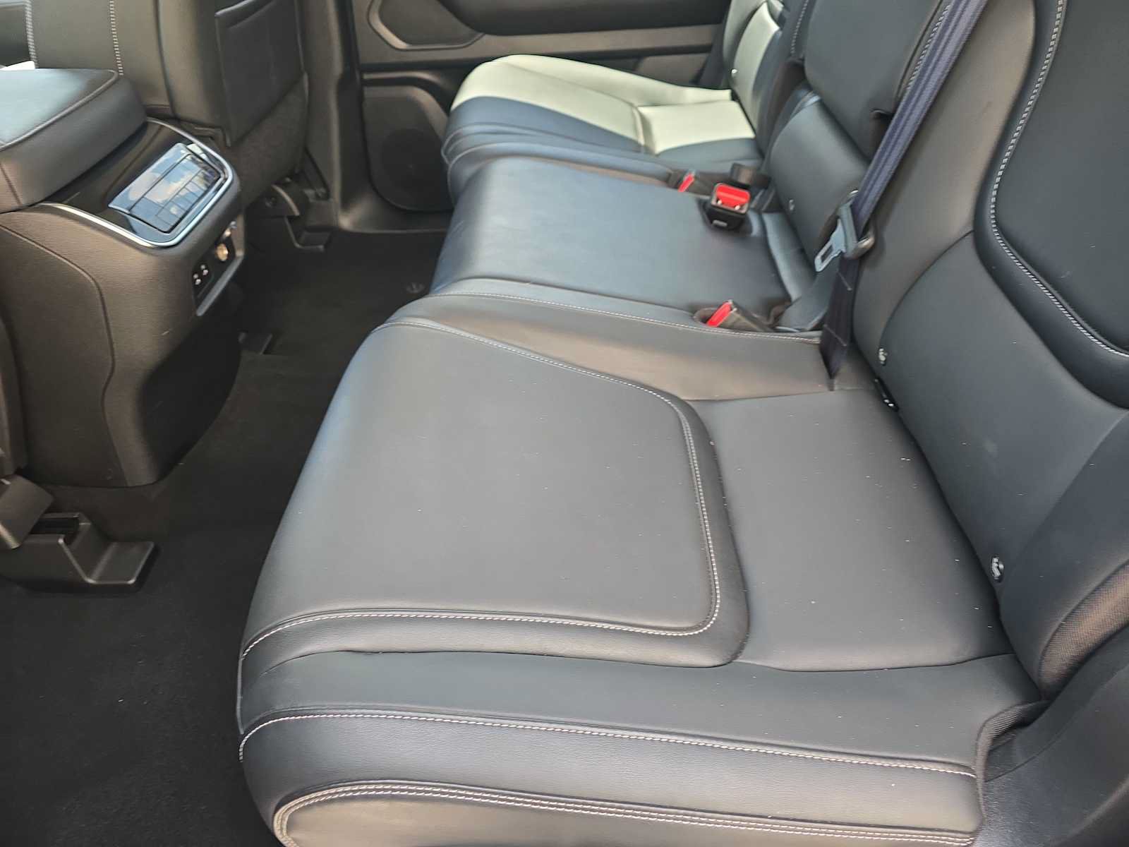 Certified 2025 INFINITI QX80 Pure RWD image 13