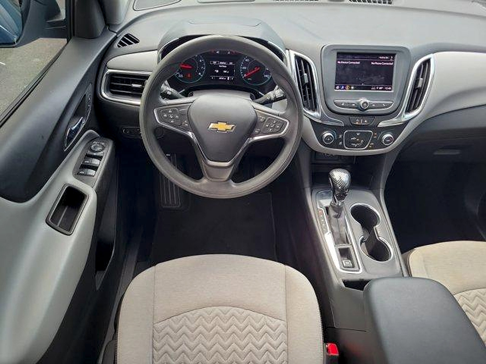 Used 2024 Chevrolet Equinox LS FWD image 16