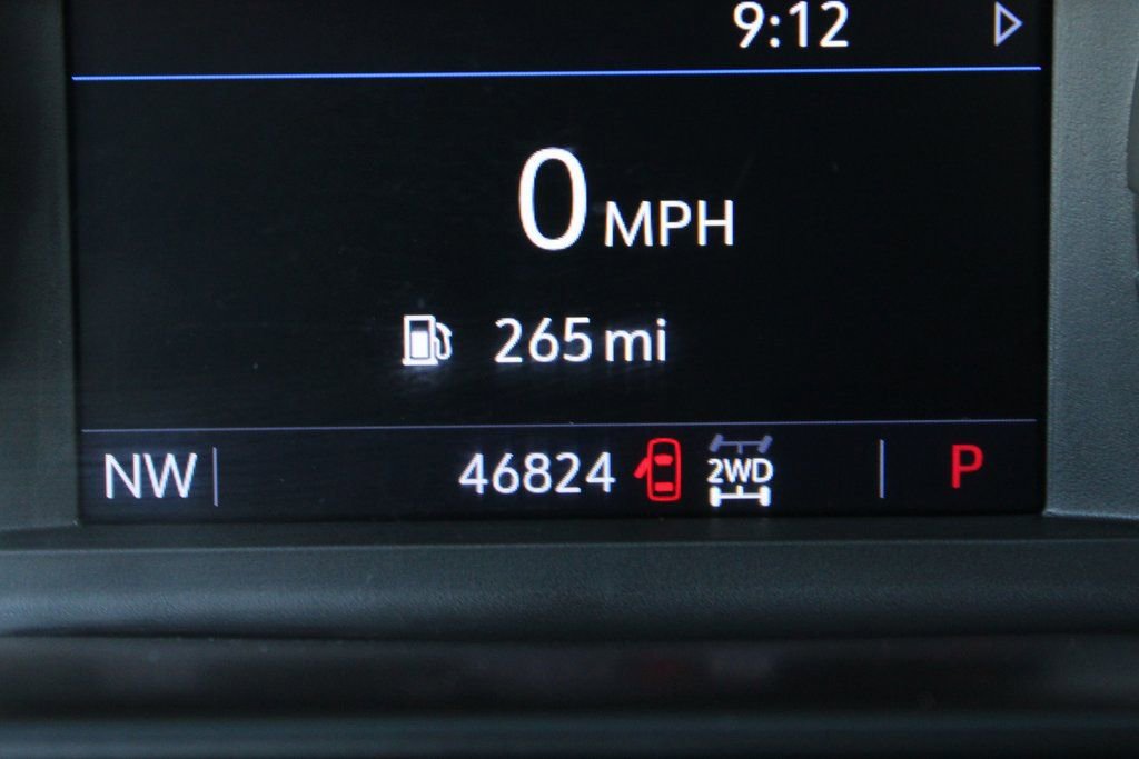 Used 2020 Chevrolet Silverado 1500 RST w/ All-Star Edition image 23
