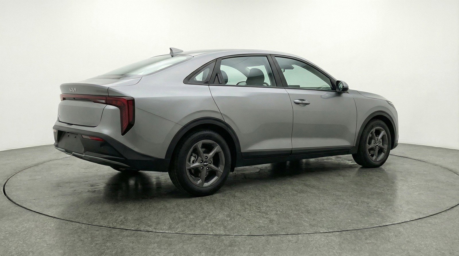 Used 2025 Kia K4 LXS image 9