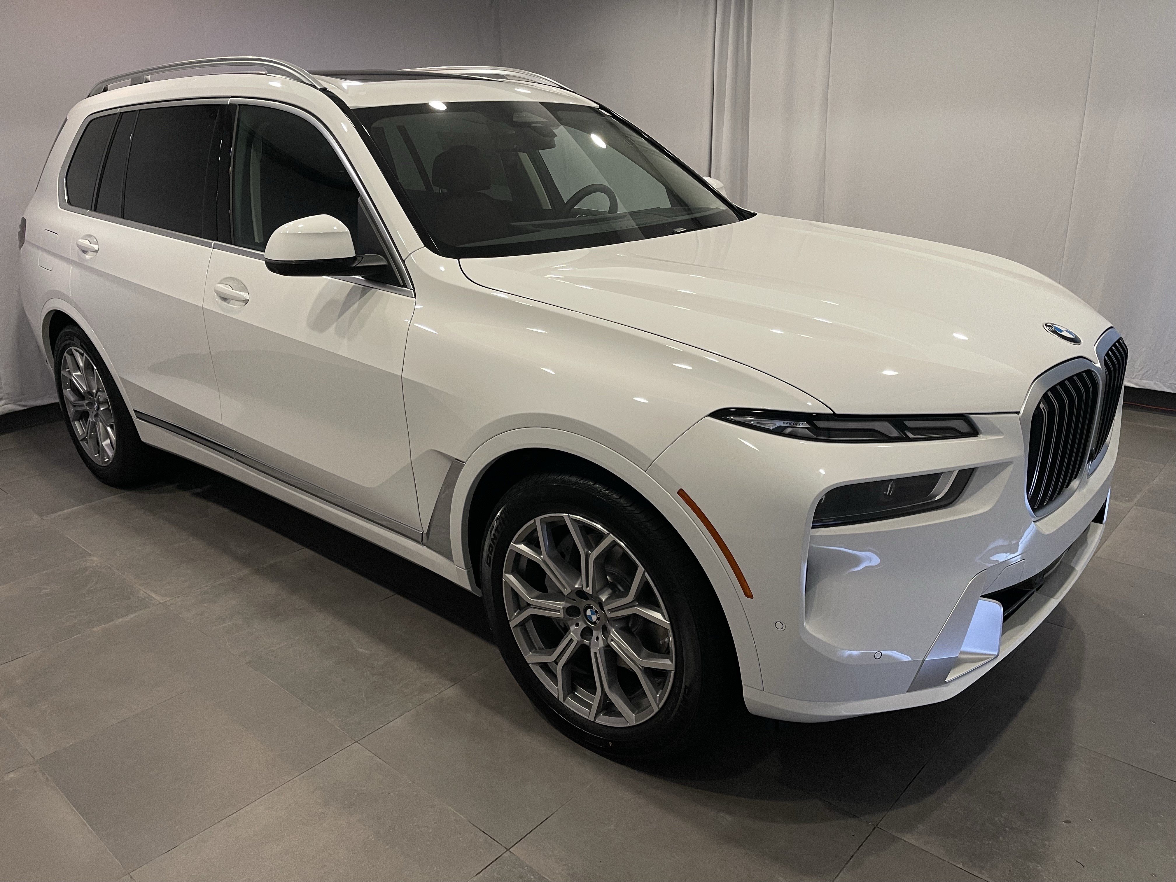 New 2027 BMW X7 xDrive40i AWD/4WD image 3