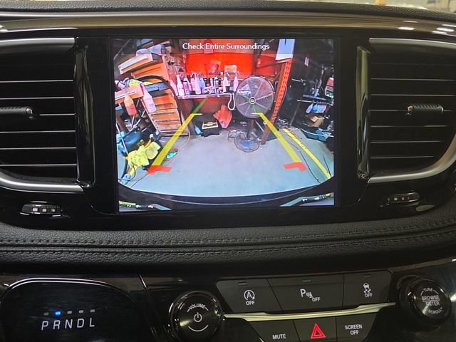 Used 2018 Chrysler Pacifica Limited w/ Tire & Wheel Group image 23