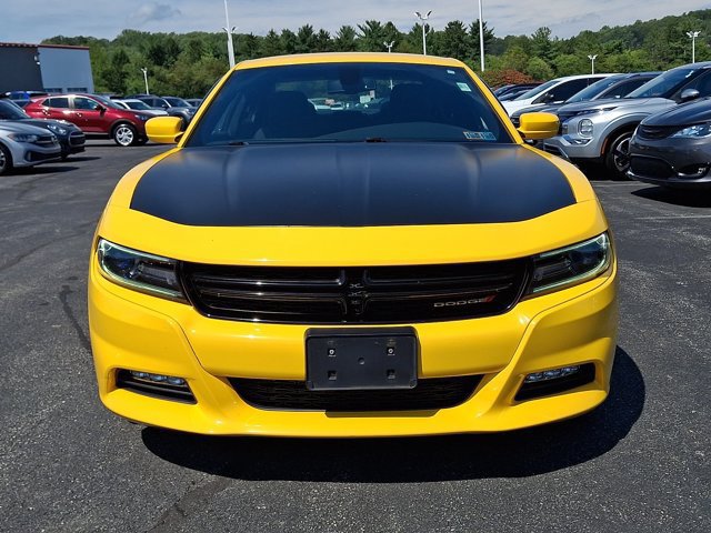 Certified 2018 Dodge Charger SXT Plus RWD image 2