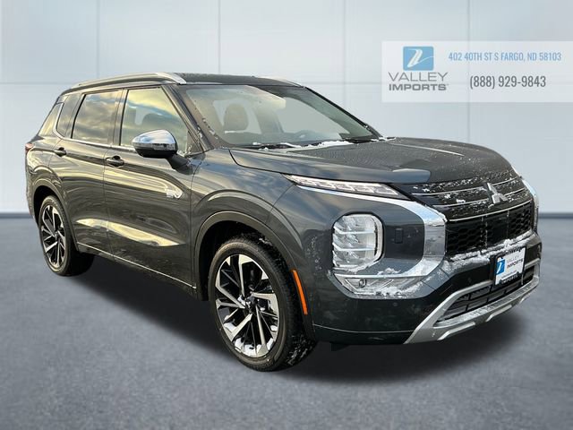 New 2025 Mitsubishi Outlander SEL image 1