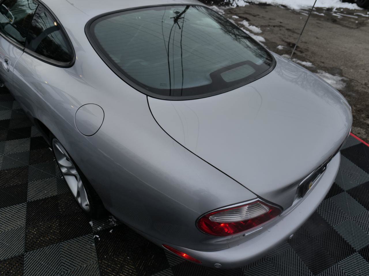 Used 2004 Jaguar XK8 Coupe image 79
