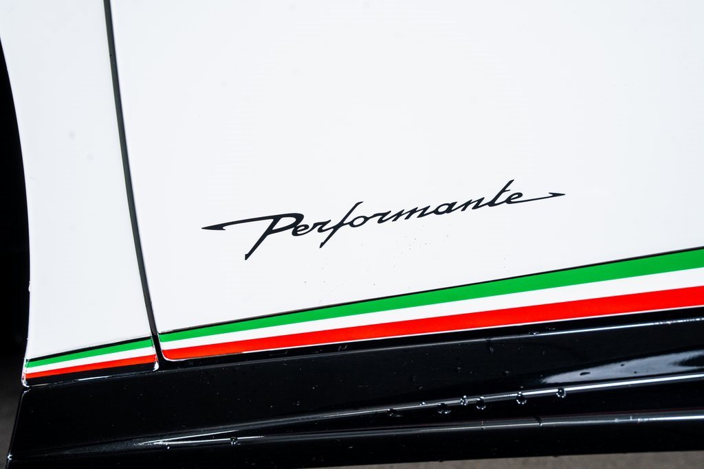 Used 2018 Lamborghini Huracan Performante image 22