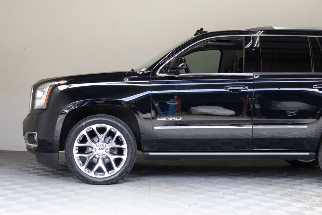 Used 2020 GMC Yukon Denali w/ Denali Ultimate Package AWD/4WD image 8