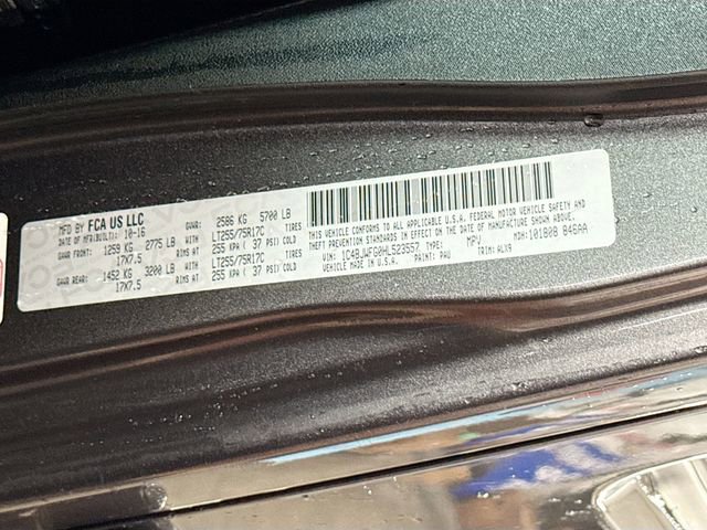 Used 2017 Jeep Wrangler Unlimited Rubicon w/ Connectivity Group image 30