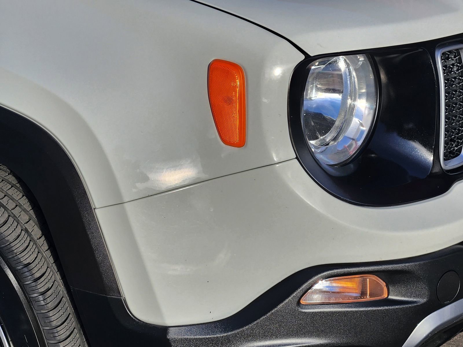 Used 2023 Jeep Renegade Latitude image 9