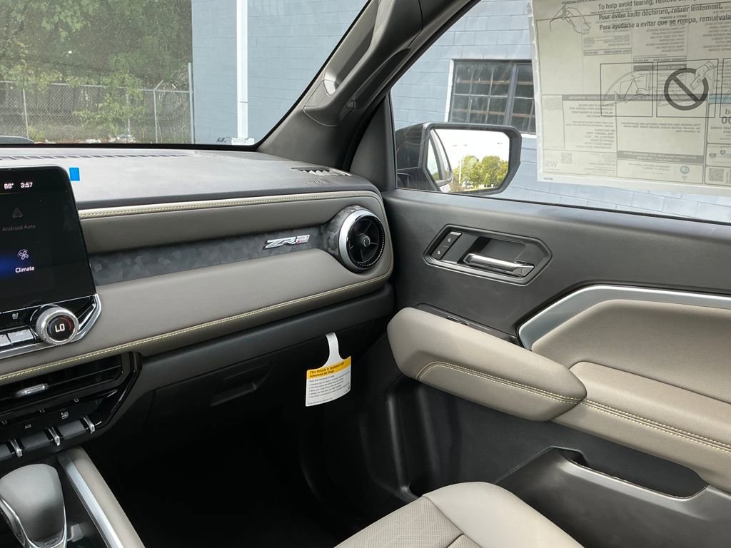 New 2026 Chevrolet Colorado ZR2 w/ Technology Package image 16