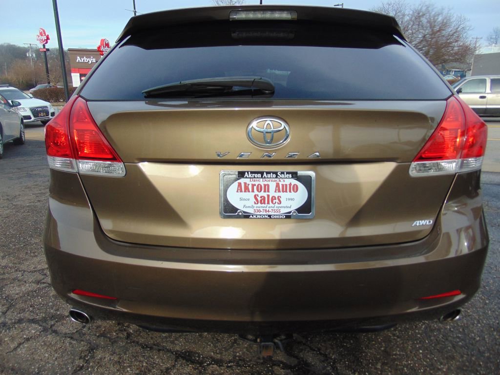 Used 2010 Toyota Venza XLE image 33