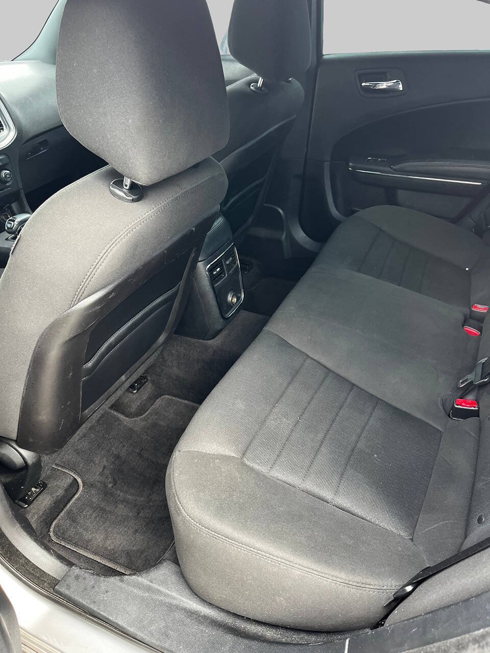Used 2014 Dodge Charger SE w/ Connectivity Group RWD image 4