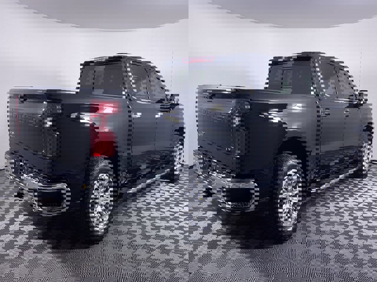 Certified 2024 Chevrolet Silverado 1500 LTZ w/ LTZ Premium Package image 20