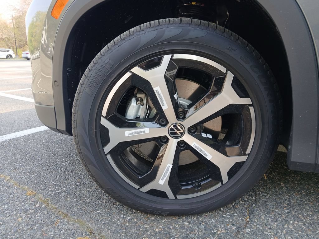 New 2026 Volkswagen Tiguan SE AWD/4WD image 26