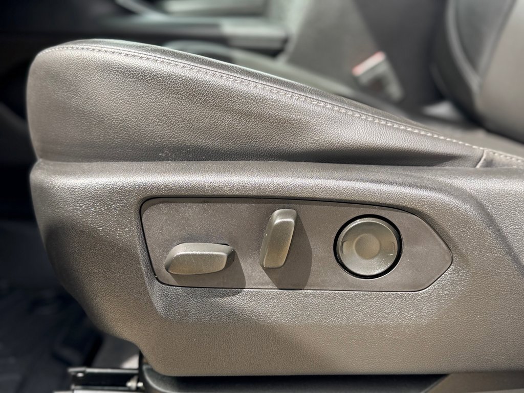 Used 2021 Chevrolet Tahoe Z71 image 9