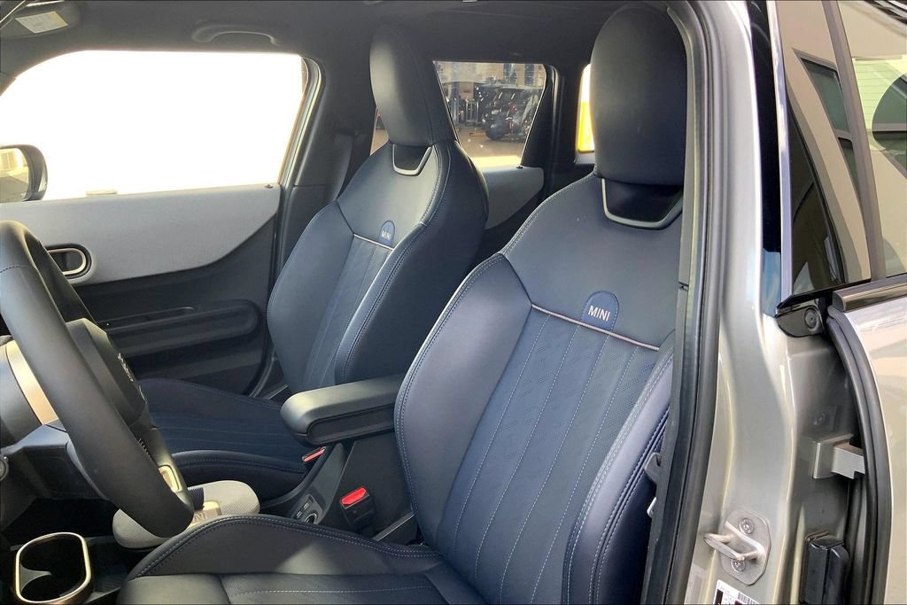 Certified 2025 MINI Cooper S FWD image 25