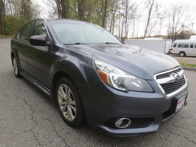 Used 2014 Subaru Legacy 2.5i w/ Alloy Wheel Package AWD/4WD image 2
