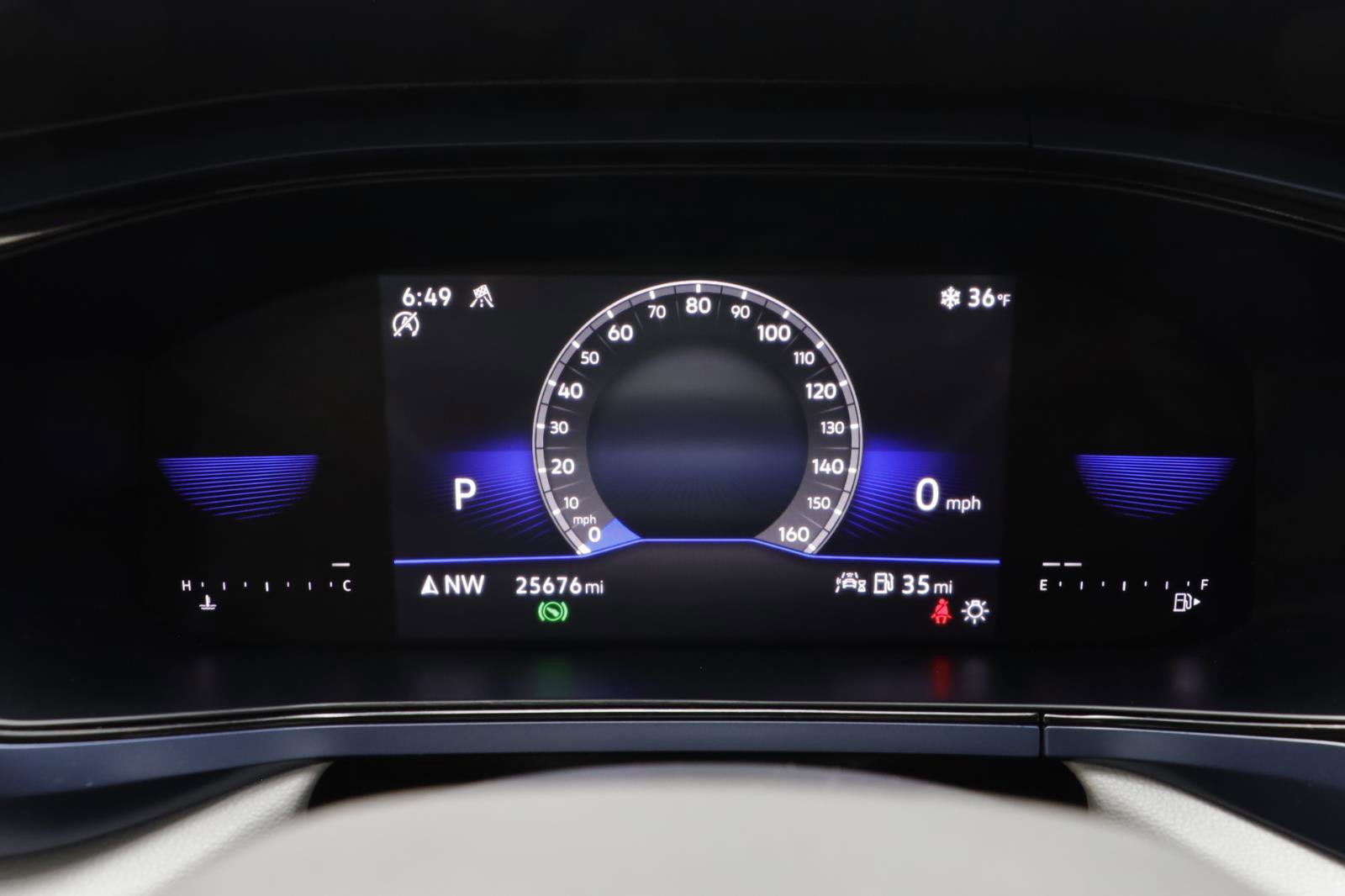 Certified 2023 Volkswagen Taos SE w/ Black Wheel Package image 8