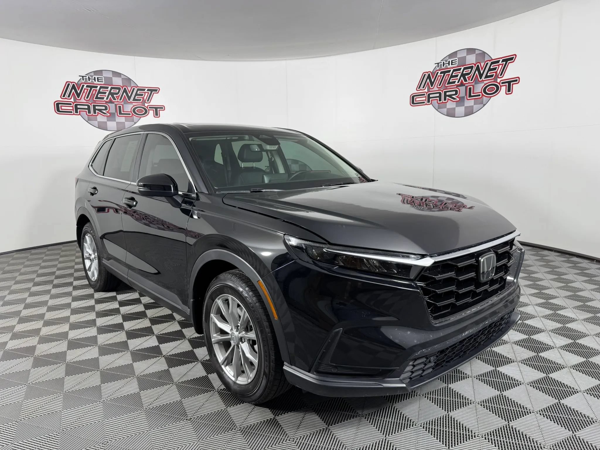 Used 2025 Honda CR-V EX-L image 9