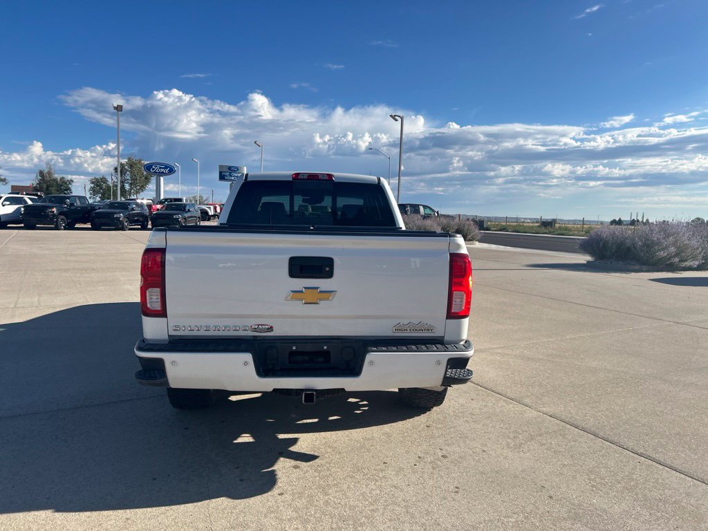Used 2016 Chevrolet Silverado 1500 High Country w/ High Country Premium Package AWD/4WD image 4