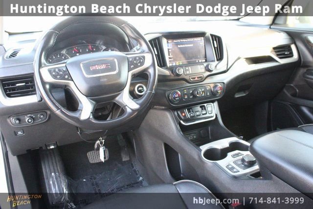 Used 2020 GMC Terrain Denali w/ Denali Premium Package image 13