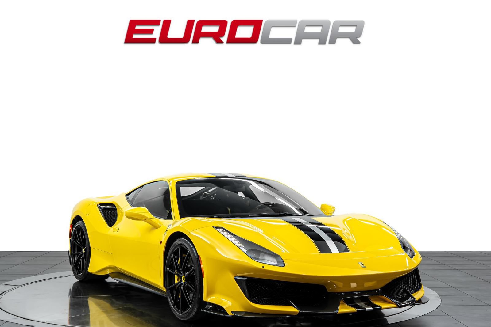 Used 2020 Ferrari 488 Pista Coupe RWD image 7