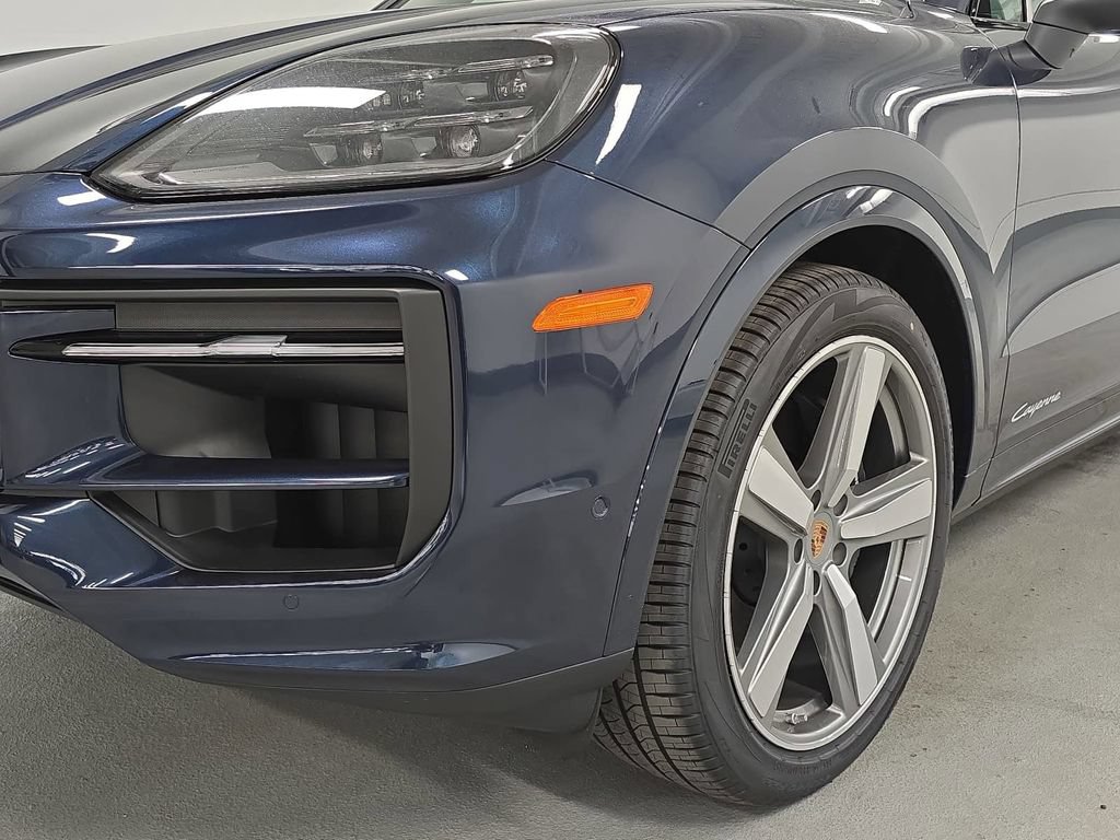 New 2026 Porsche Cayenne AWD/4WD image 11