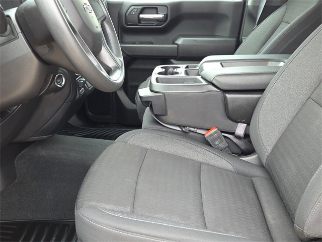 Used 2025 Chevrolet Silverado 1500 Custom Trail Boss w/ LPO, Dark Essentials Package image 19