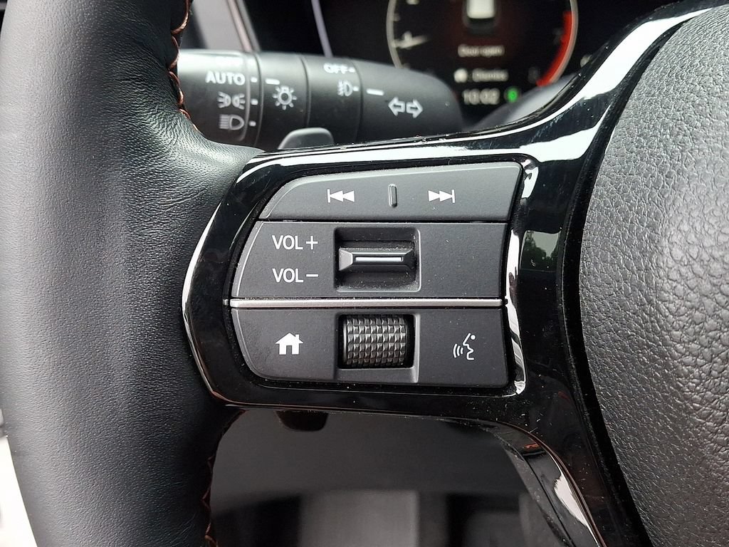 Certified 2023 Honda Pilot TrailSport image 24