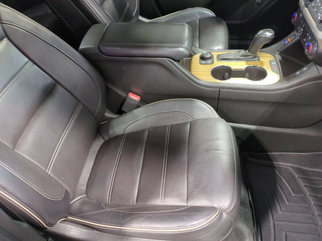 Used 2017 GMC Acadia Denali w/ Technology Package AWD/4WD image 23