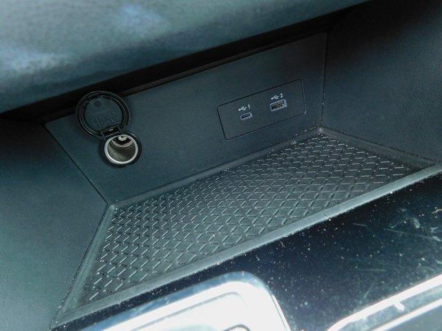 Used 2024 Nissan Pathfinder SV image 32