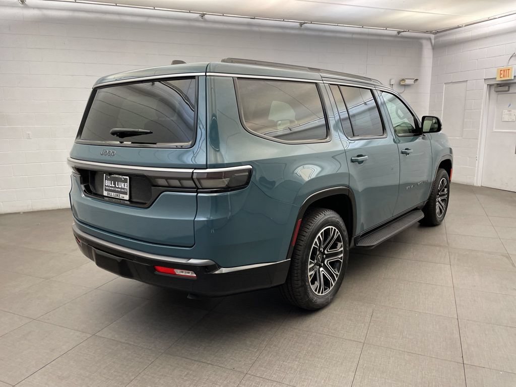 New 2026 Jeep Grand Wagoneer 2WD image 4