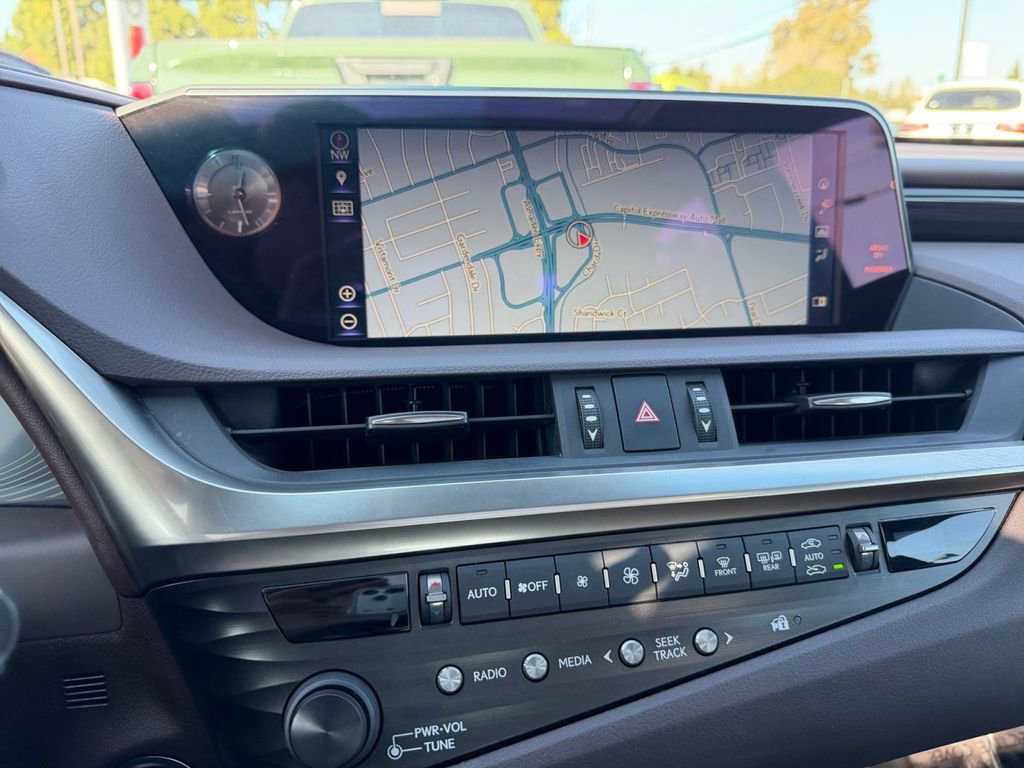 Used 2019 Lexus ES 350 w/ Premium Package image 20