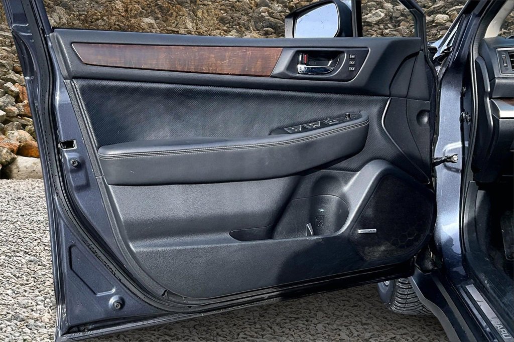 Used 2015 Subaru Outback 2.5i Limited image 21