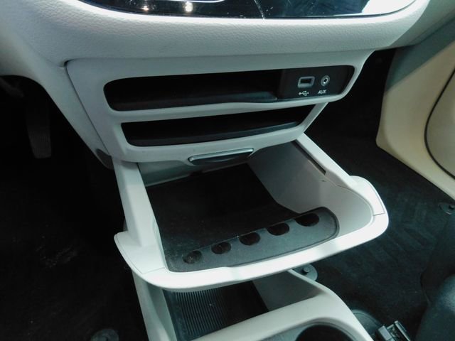 Certified 2020 Chrysler Voyager LX w/ Cold Weather Group image 17