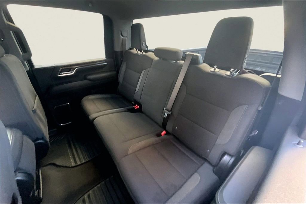 Used 2024 Chevrolet Silverado 3500 LT image 18