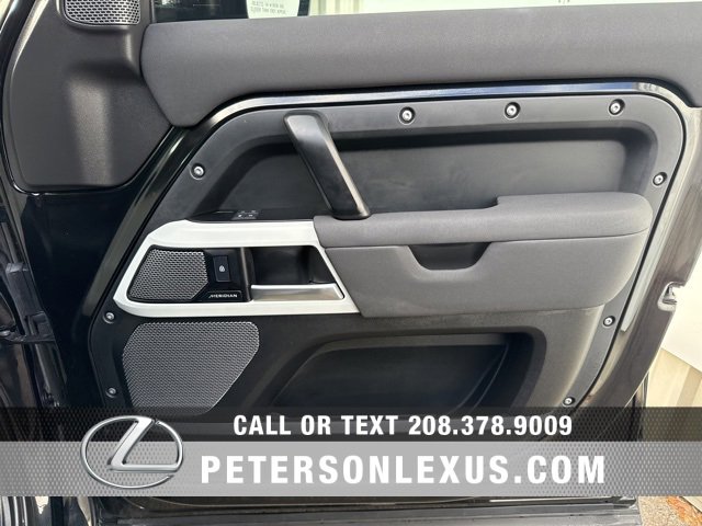 Used 2023 Land Rover Defender 110 S image 11