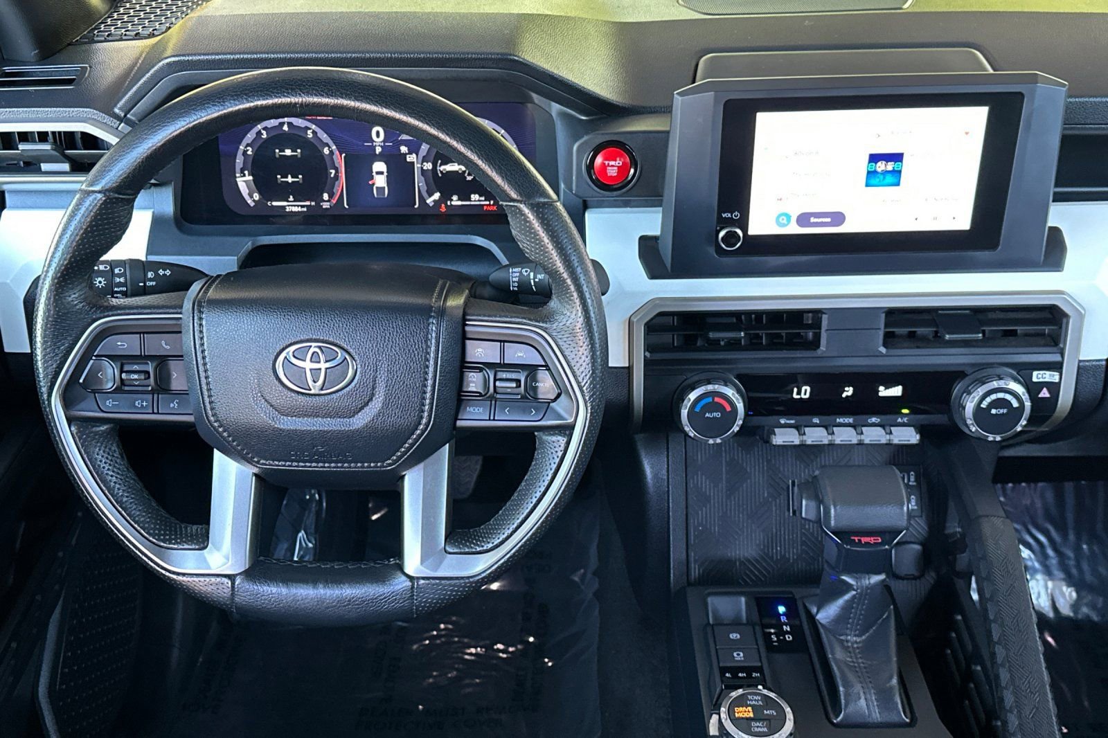 Certified 2024 Toyota Tacoma TRD Off-Road image 17