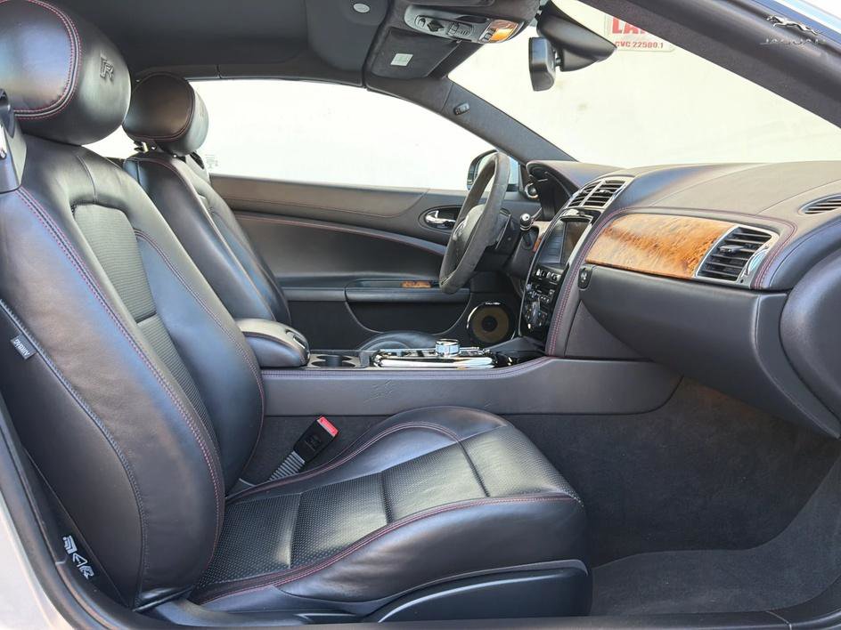 Used 2013 Jaguar XKR R image 19