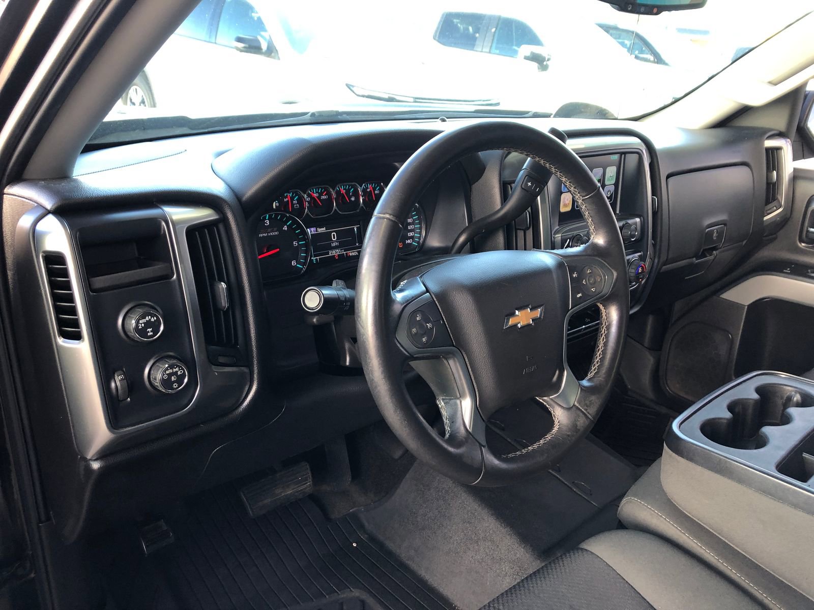 Used 2017 Chevrolet Silverado 1500 LT w/ Midnight Edition image 16