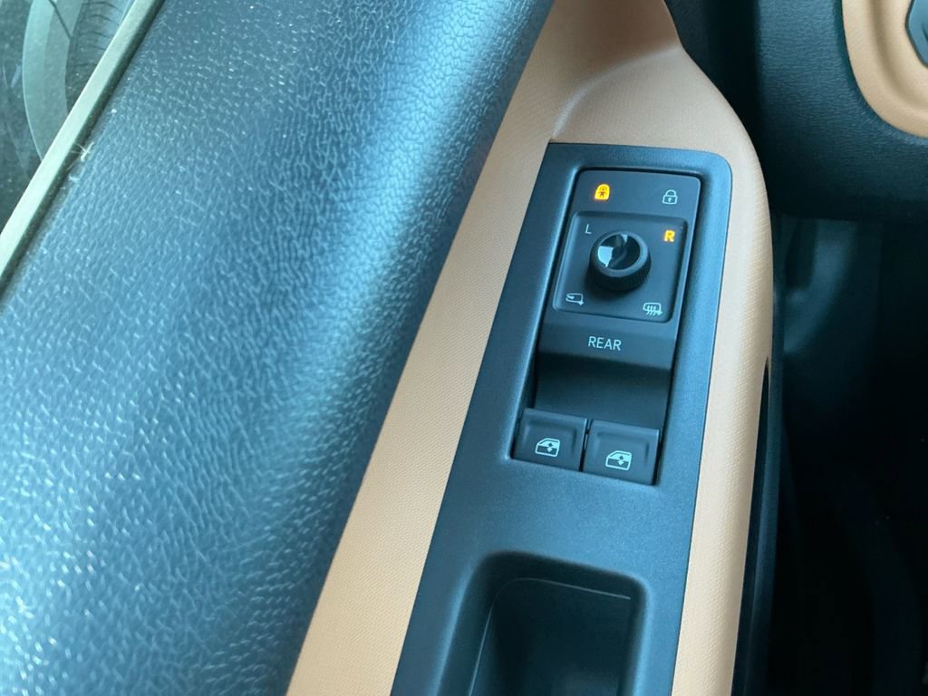 New 2025 Volkswagen ID. Buzz Pro S Plus image 19