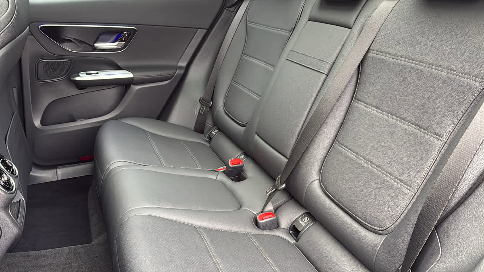 New 2026 Mercedes-Benz GLC 300 4MATIC image 30