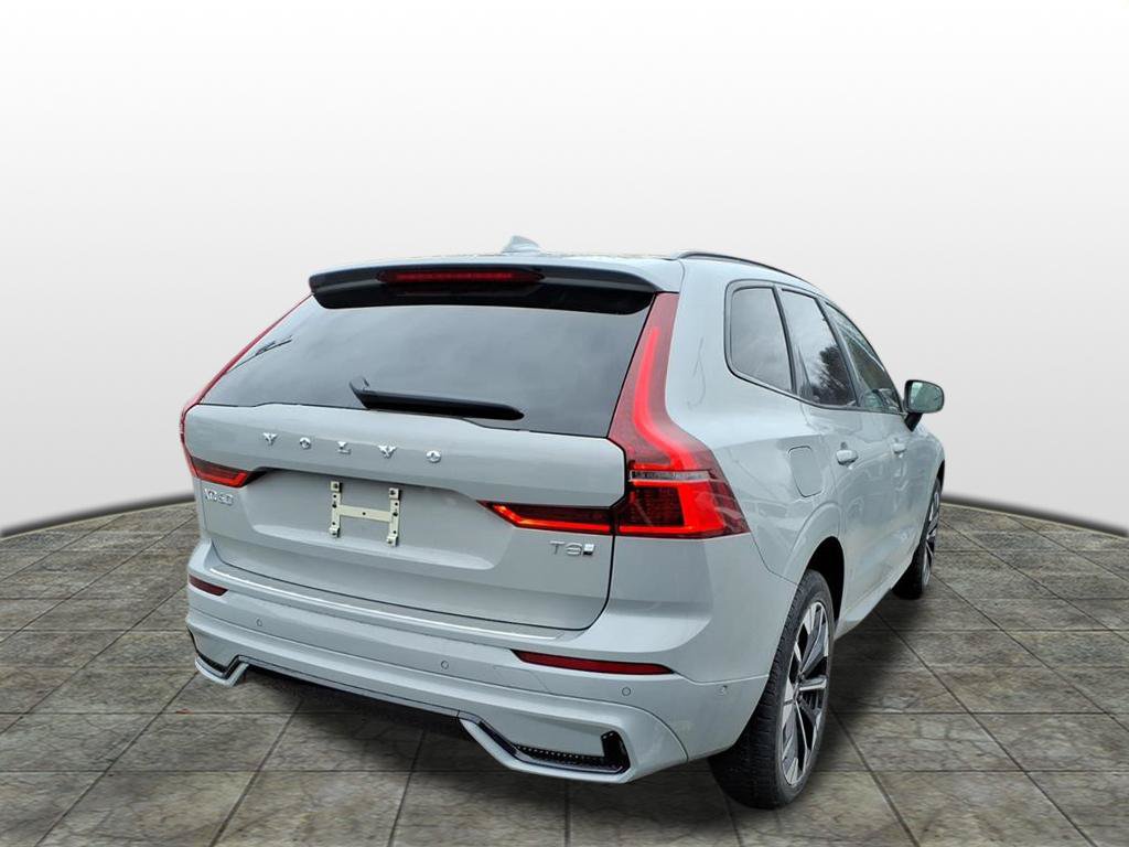 New 2026 Volvo XC60 T8 Plus w/ Protection Package Premier AWD/4WD image 3