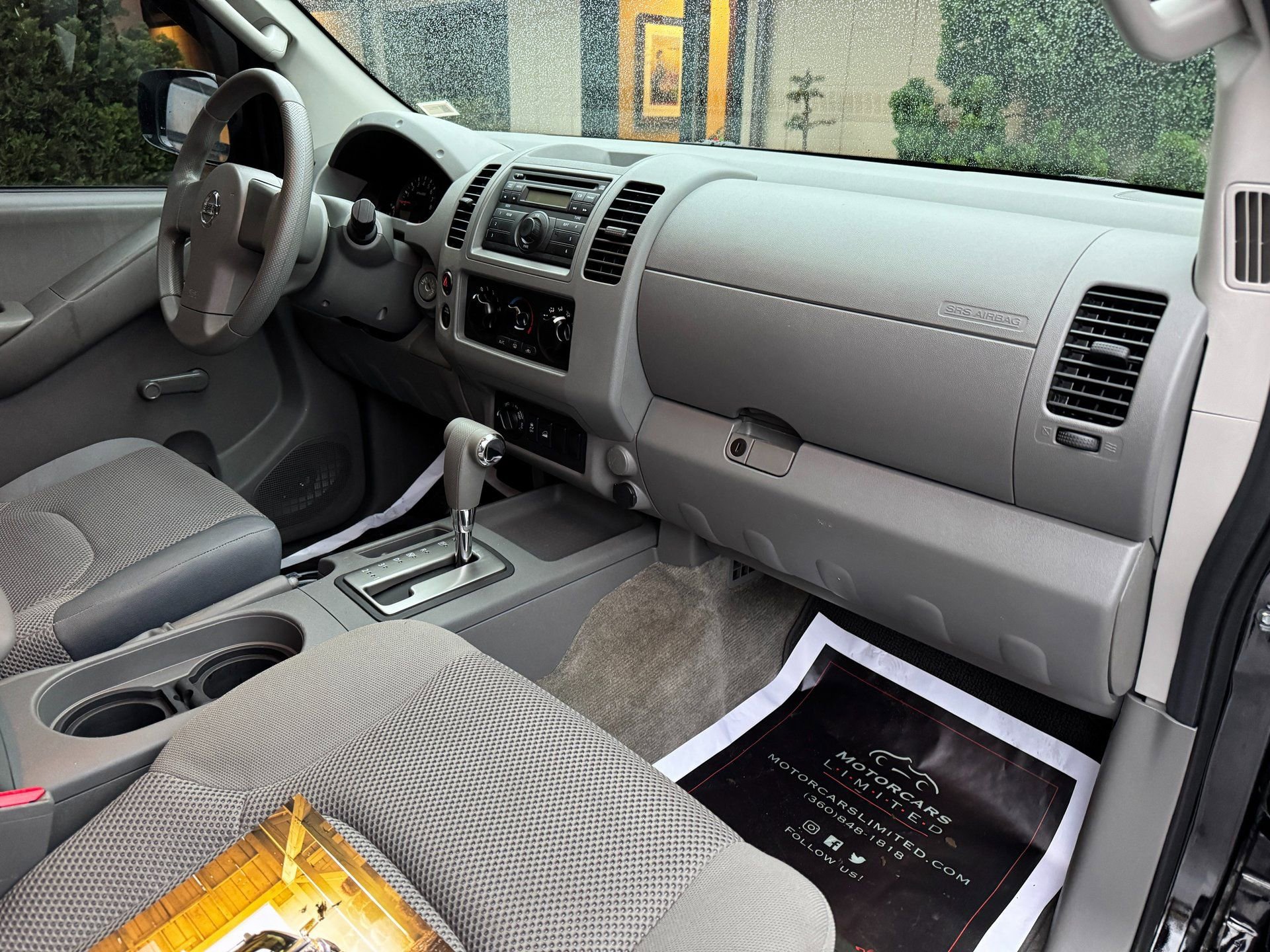 Used 2012 Nissan Frontier S image 25