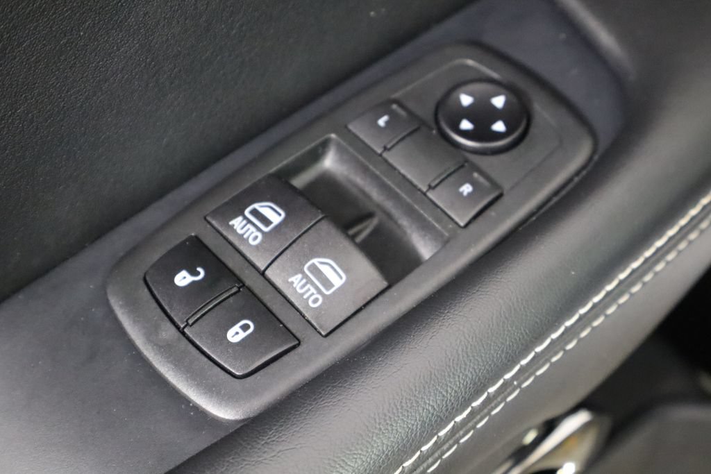 Used 2020 Dodge Challenger SRT Hellcat Redeye RWD image 13