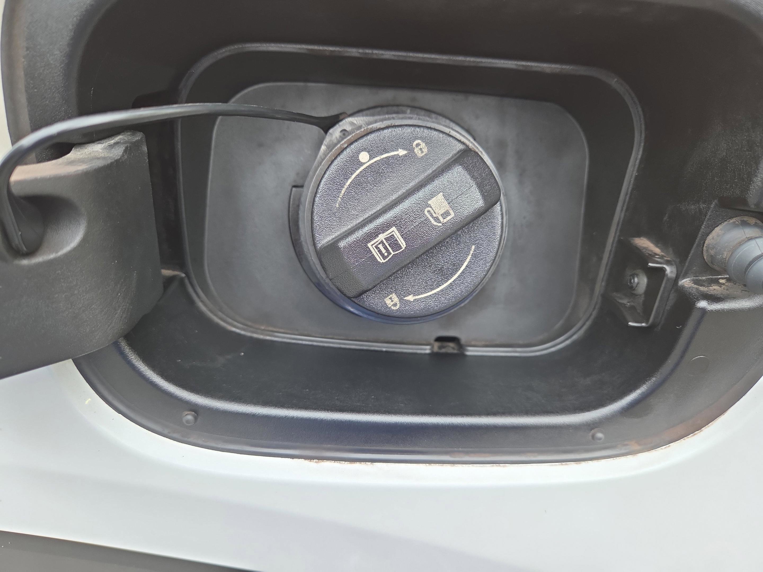 Used 2020 Kia Telluride EX image 33