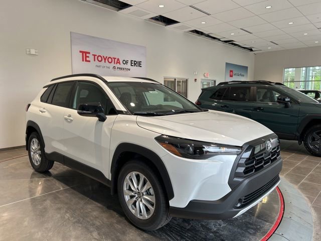 New 2026 Toyota Corolla Cross LE