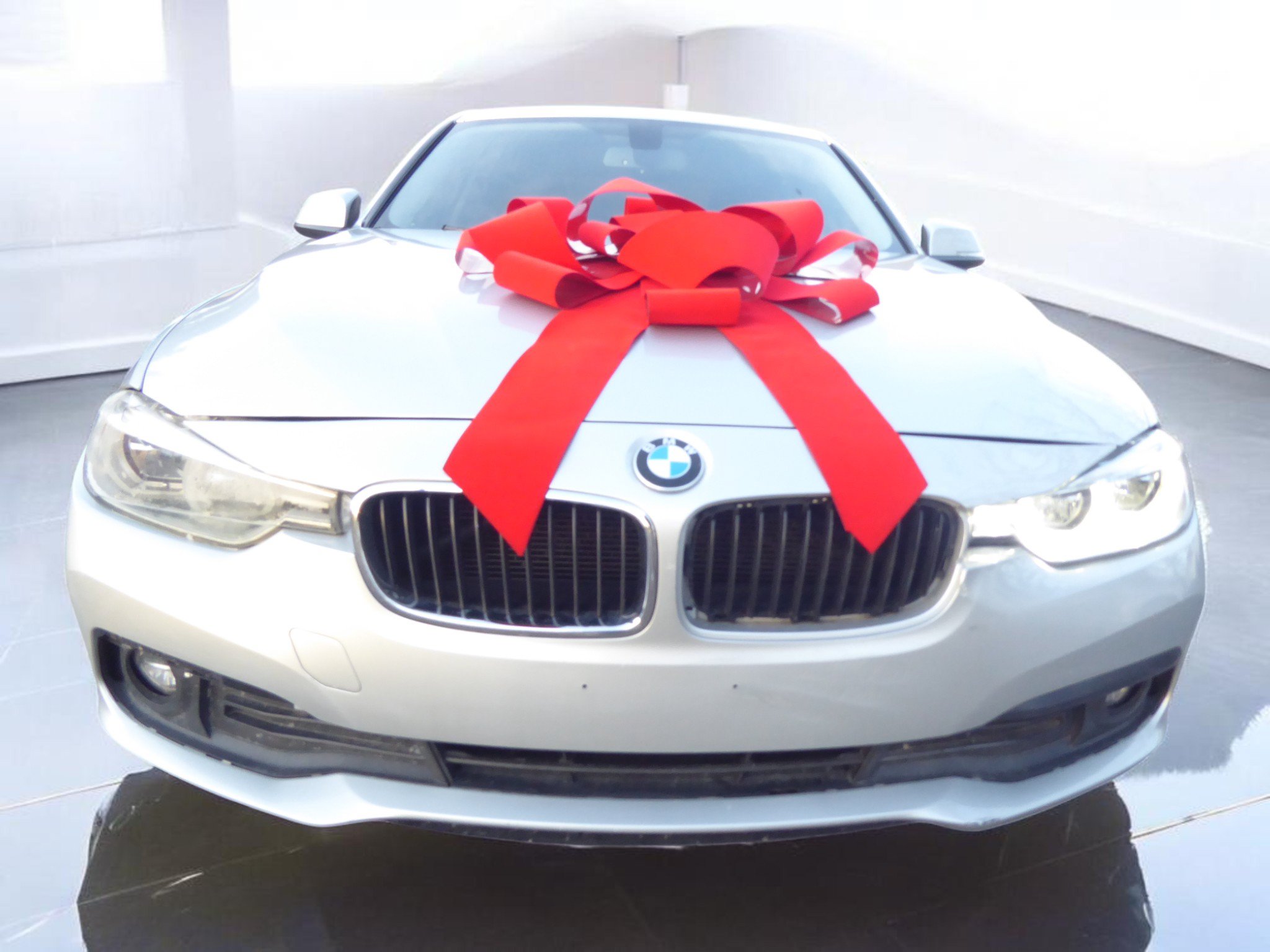 Used 2018 BMW 320i xDrive Sedan image 5